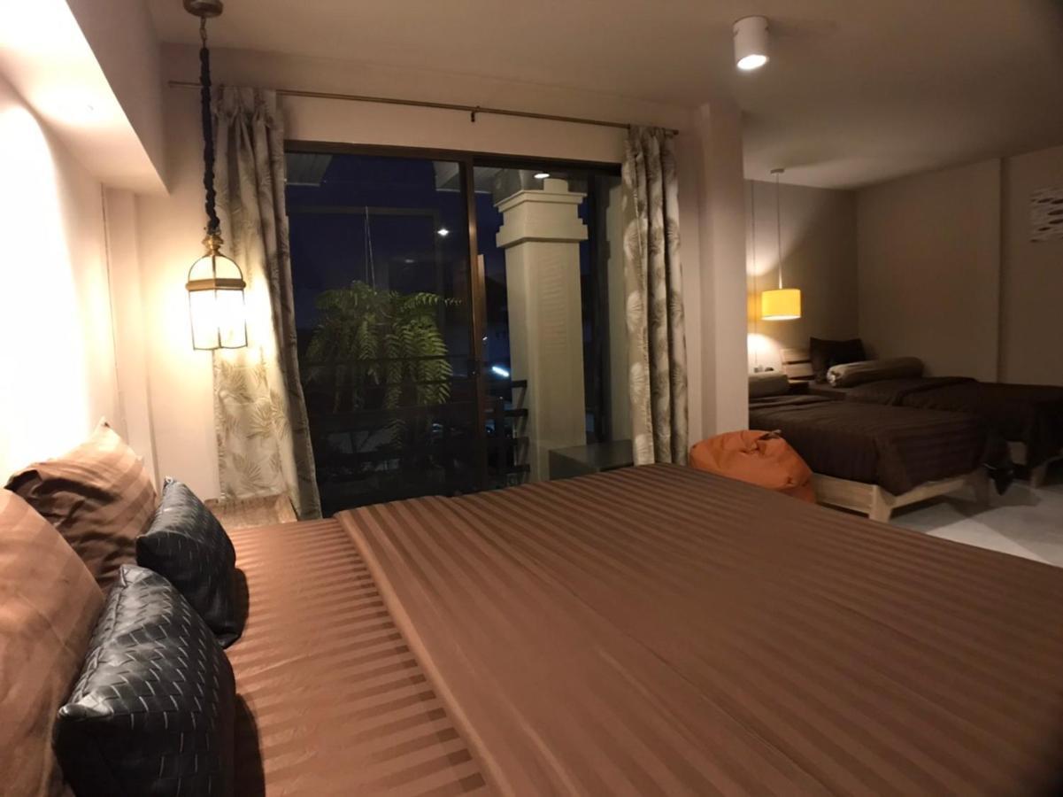 8Th House @ Center Of Chiangmai Old Town Apartment Chiang Mai Luaran gambar
