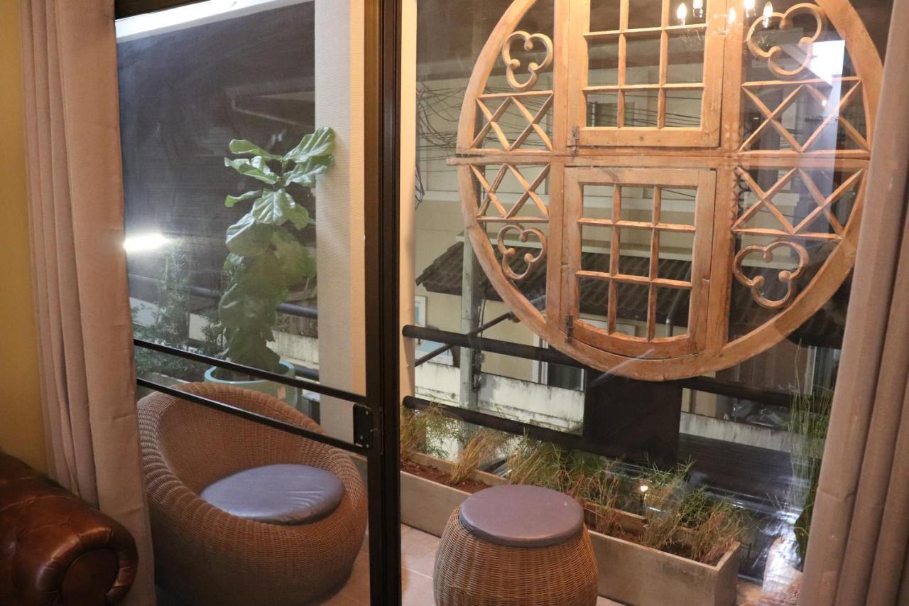 8Th House @ Center Of Chiangmai Old Town Apartment Chiang Mai Luaran gambar